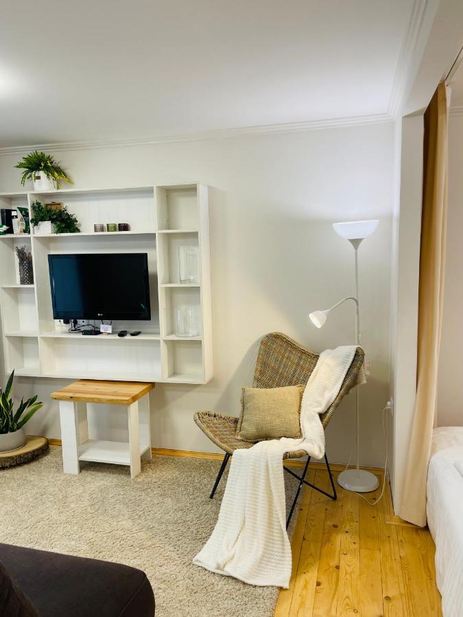 Apartment Privokzalnaya Square Ivano Frankivsk Bagian luar foto