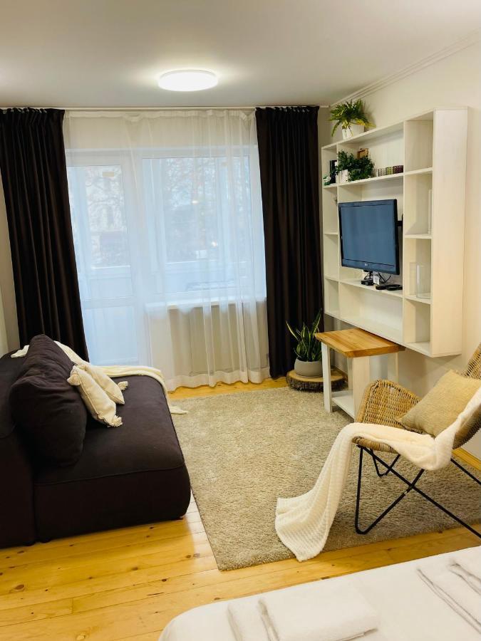 Apartment Privokzalnaya Square Ivano Frankivsk Bagian luar foto